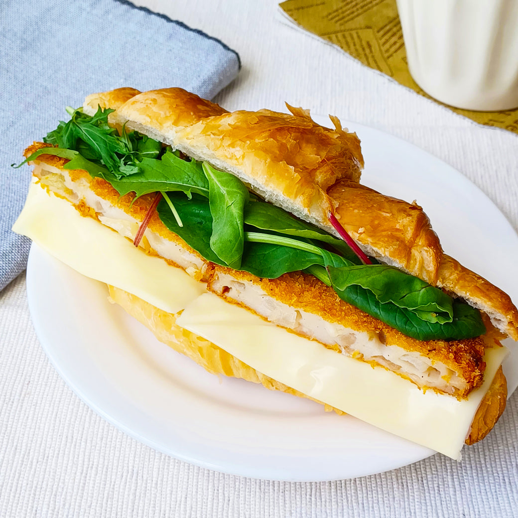 野菜フライのクロワッサンサンド