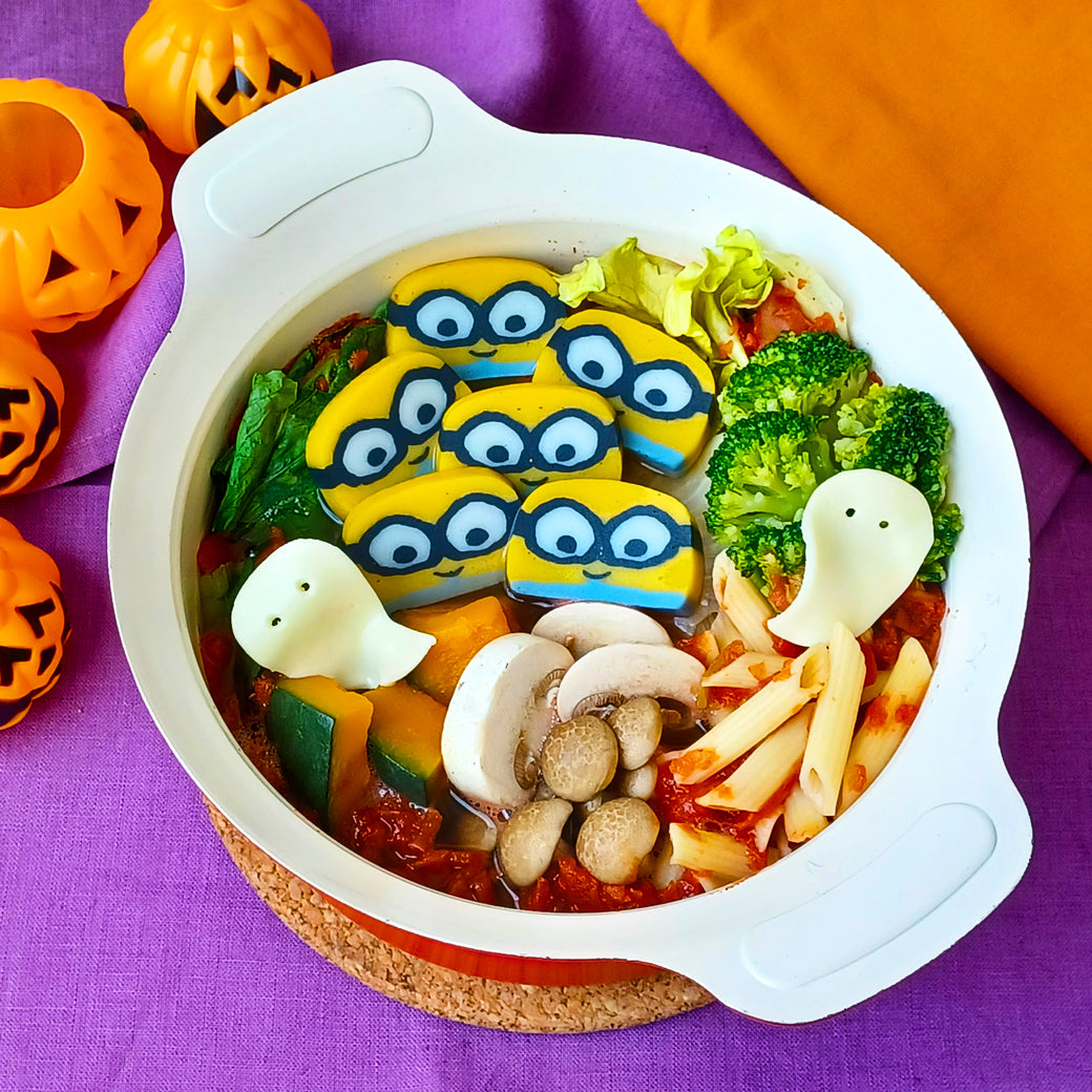 板なしかまぼこ ミニオンのハロウィン鍋