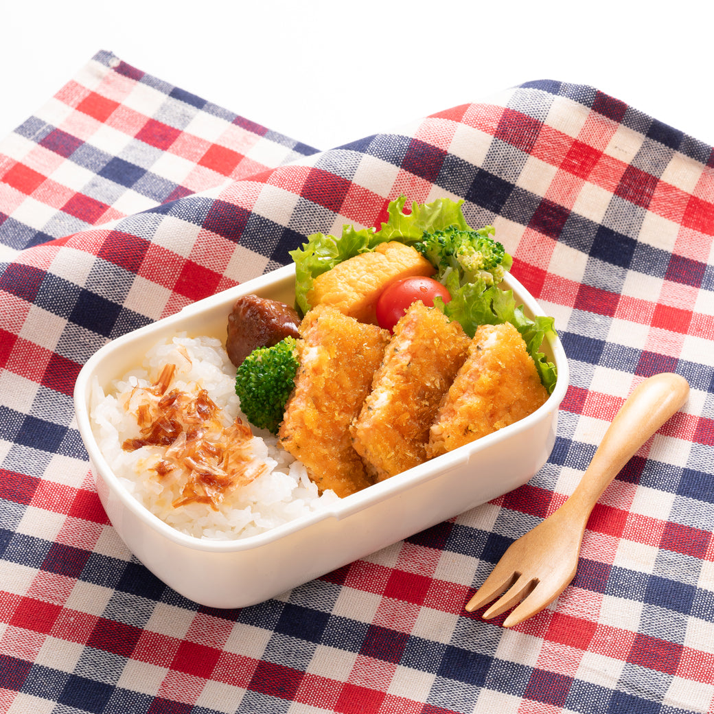 サーモンマヨメンチカツのお弁当