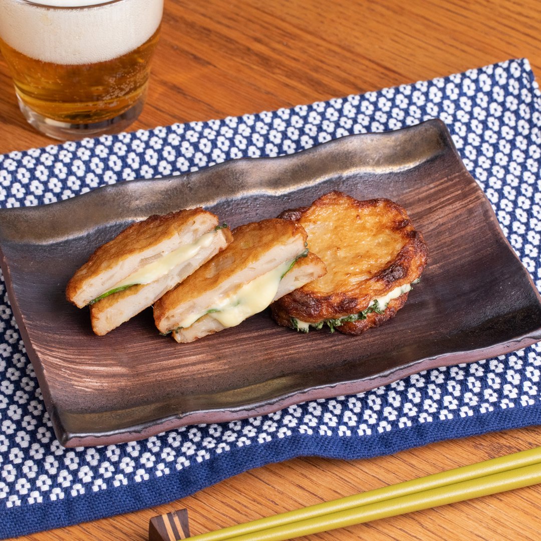 淡路島産玉ねぎの天ぷらのチーズはさみ焼き